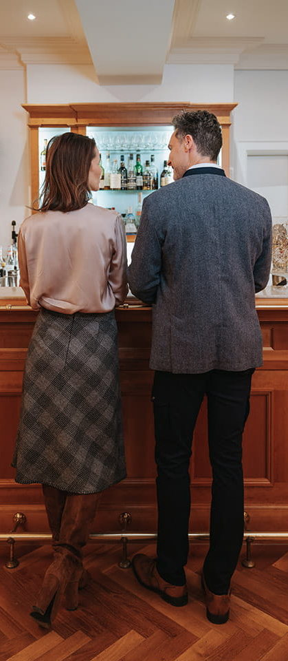 Genießen Sie Wiener Barkultur mit Kaffee, Tee und Gebäck im Brahms Café